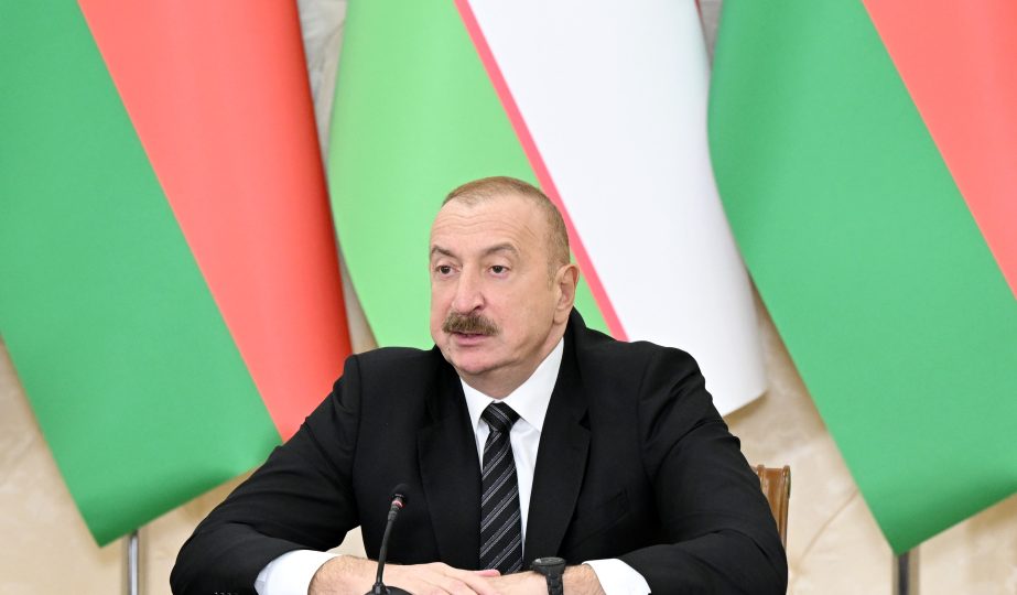 Əliyev Özbəkistana Qarabağ bərpasına görə təşəkkür etdi