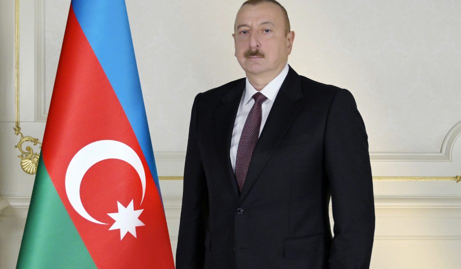 İlham Əliyev Monqolustan prezidenti Uxnaaqiyn Xurelsuxu təbrik etdi
