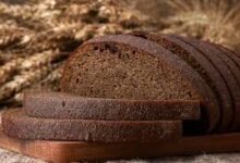 Marketlərdə “qara çörək” TƏLƏSİ: Çovdar unu əvəzinə görün nədən istifadə olunur